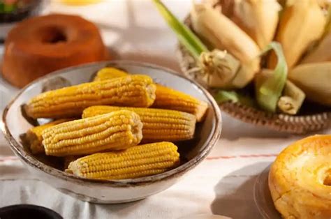 Ilustrație cu beneficiile nutriționale ale porumbului pentru copii