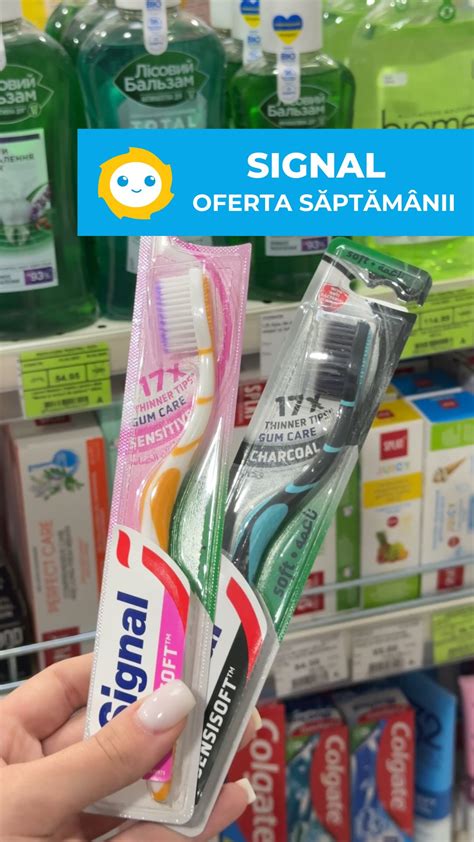 Colecție de periute de dinți și paste de dinți colorate și amuzante, cu personaje din desene animate, destinate copiilor.