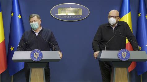 Ministrul Sănătății și secretarul de stat Raed Arafat vizitând Maternitatea din Ploiești