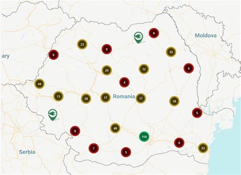 Hartă a festivalului cu punctele de acces principal și zonele VIP.