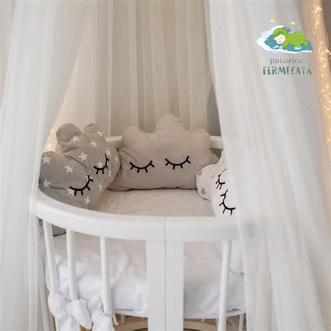 Ilustrație cu distanța corectă între barele pătuțului și marginile rotunjite