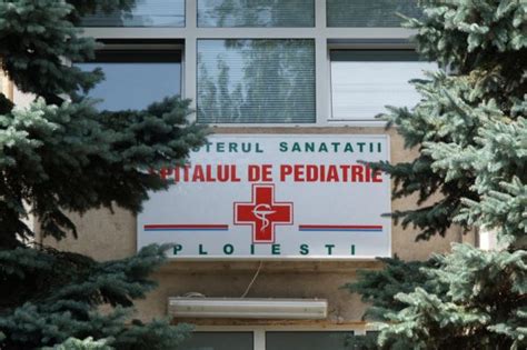 Plan de acces către Spitalul de Pediatrie Ploiești, cu indicarea intrării principale și a arterelor de circulație adiacente.