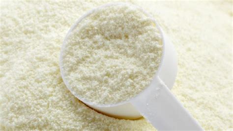 Ilustrație cu diverse tipuri de monitoare pentru bebeluși: video, audio, cu senzor de mișcare