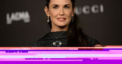 Fotografie cu Demi Moore însărcinată, coperta Vanity Fair