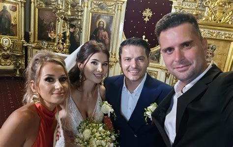 Fotografie a lui Liviu Vârciu și Anda Călin la cununia civilă