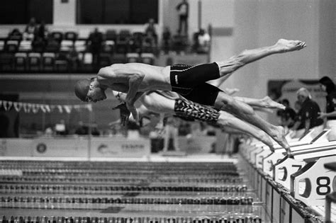 Infografic cu statisticile privind infertilitatea în România: procentul cuplurilor afectate, cauze principale, rata de succes a tratamentelor.