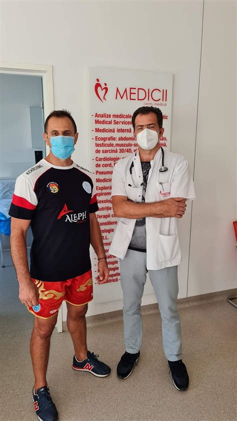 galerie foto cu medicii mentionati