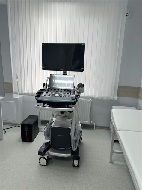 Echipament ecografic modern utilizat pentru investigații ginecologice