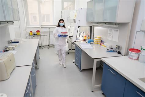 laborator de analize medicale, dotat conform standardelor europene