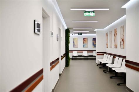 ilustrație a unei clinici medicale moderne