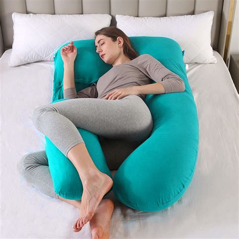 Ilustrație cu diferite forme de perne pentru gravide (U, C, lungime totală)