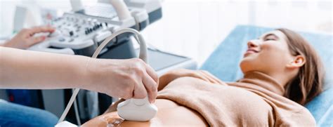 Ilustrație medicală reprezentând o ecografie 3D a fătului