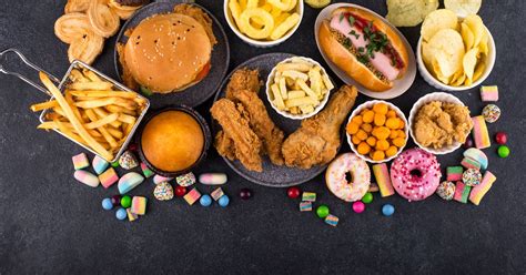 O listă vizuală cu alimente de evitat în autodiversificare, prezentată sub formă de pictograme.