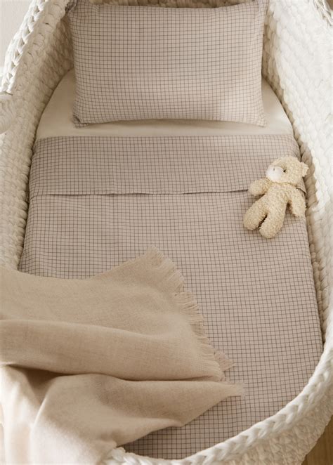 Plapumioară și pernă pentru pătuț de bebeluș