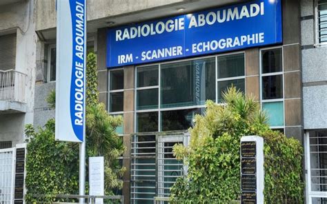 Echipament de radiologie modern într-un cabinet medical