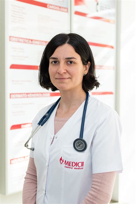 echipa medicala de pediatrie