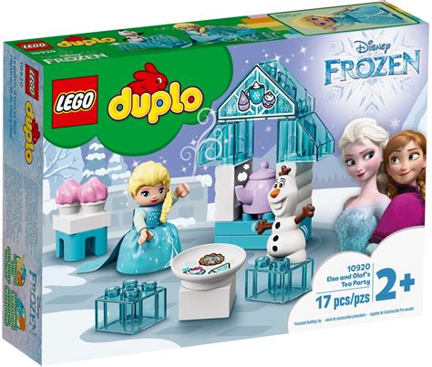 Set LEGO DUPLO cu Elsa și Olaf construind o casă de gheață