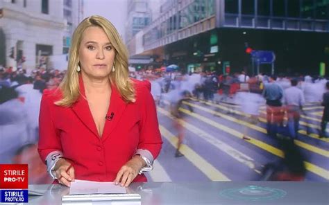 Ilustrație a simptomelor comune ale estrogenului crescut la femei și bărbați