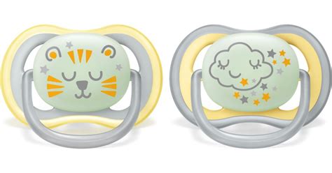 Ilustrație comparativă a pielii bebelușului cu și fără suzeta Ultra Air, evidențiind beneficiile aerisirii