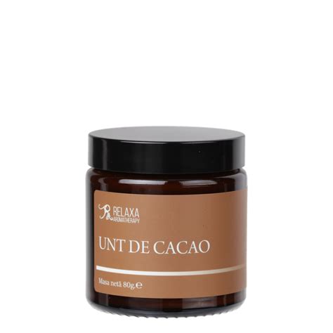 Compoziție de ingrediente naturale folosite în tratamentele pentru vergeturi: unt de cacao, ulei de cocos, aloe vera.