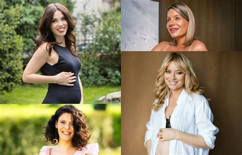 Fotografie cu mai multe vedete însărcinate, subliniind bucuria extinderii familiei.