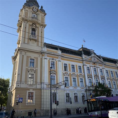 schemă ilustrând mecanismele prin care progesteronul influențează dezvoltarea fetală