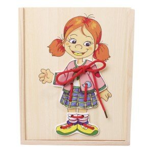 Sa imbracam fetita cu ajutorul siretului